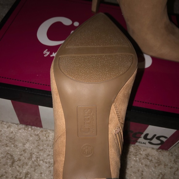 Sam Edelman Ankle Heeled Boots - Picture 2 of 2